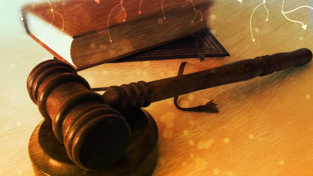 ICBA подала в суд на OCC из-за трастовых лицензий для криптокомпаний