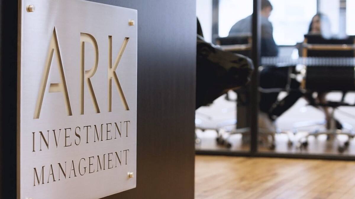 ARK Invest продала 350 270 акций биткоин-ETF ARKB
